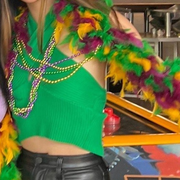 Green halter top - Picture 3 of 4